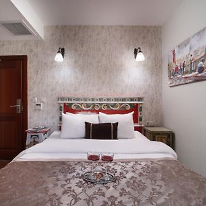 Economy Kamer met een King Size Bed